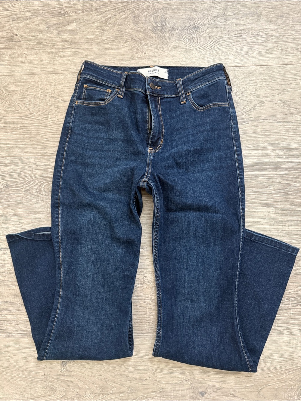 Hollister High Rise Flare Jeans - 8S Dark Wash